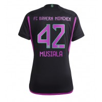 Fotballdrakt Dame Bayern Munich Jamal Musiala #42 Bortedrakt 2023-24 Kortermet